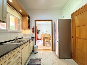 Microwave, coffee/tea maker, cookware/dishes/utensils