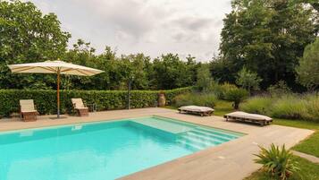 Piscina all'aperto