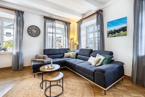 Télévision, chaîne hi-fi