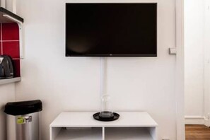 Apartment | Interior - Cozy Apartment- 1br/4p - Montmartre/sacre Coeur (Paris)