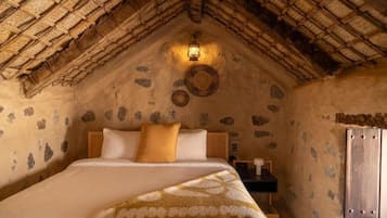 Blackout curtains, iron/ironing board, free WiFi