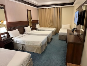Chambre Quadruple | Wi-Fi gratuit