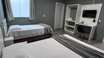 Standard Triple Room | Laptop workspace, free WiFi