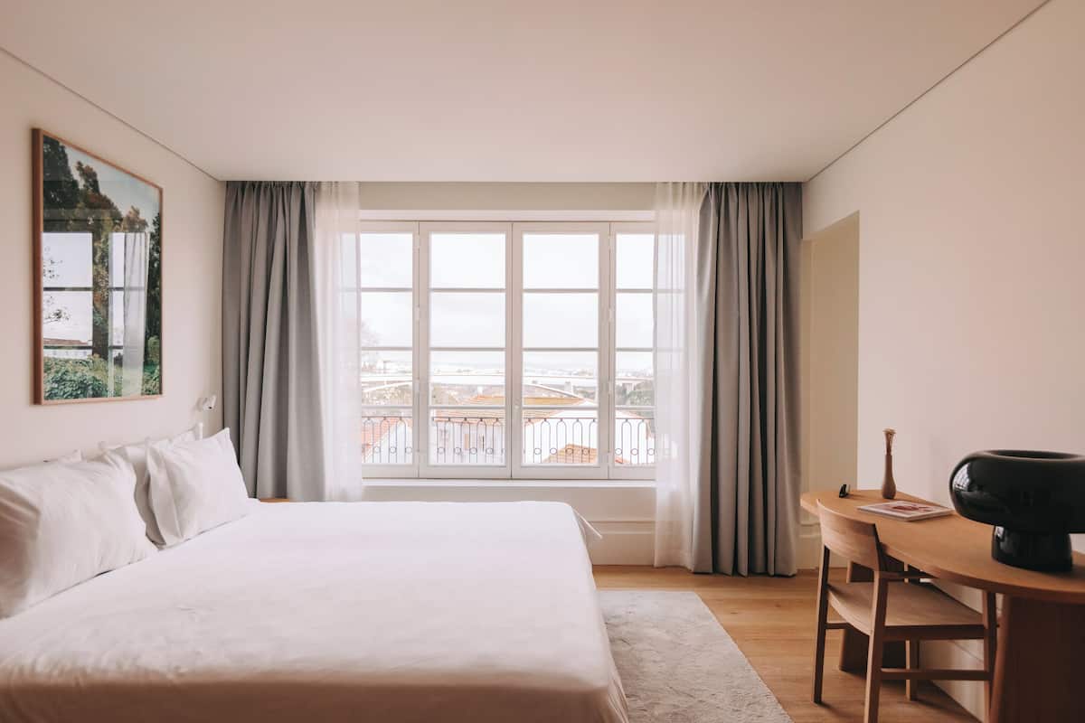 Kamer | Individueel gedecoreerd, een bureau, gratis wifi