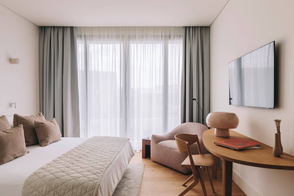 Kamer | Individueel gedecoreerd, een bureau, gratis wifi