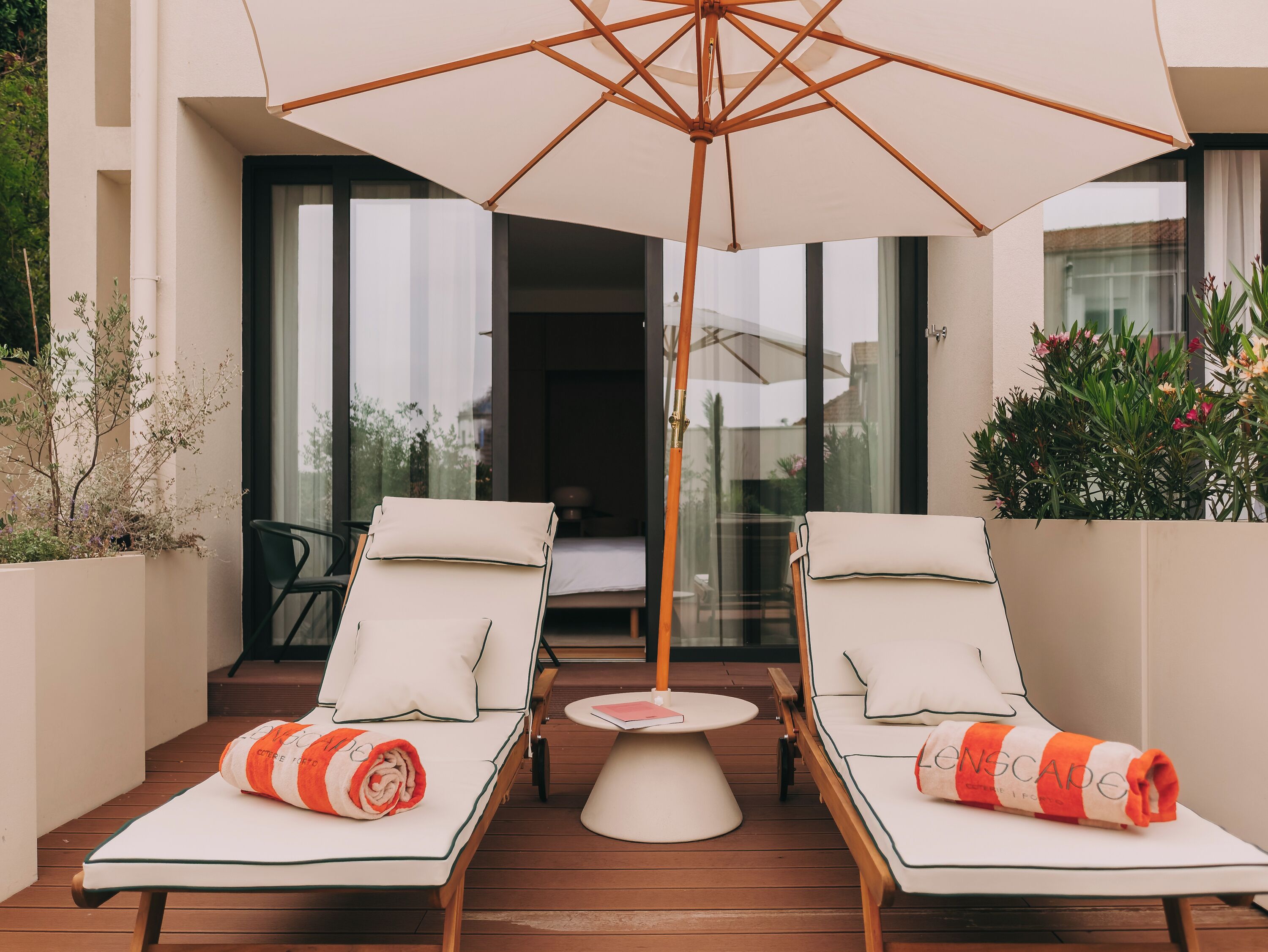 Executive with Garden and Jacuzzi | Balcony