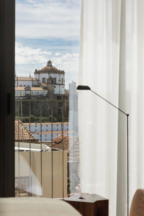 بديكورات فريدة لكل غرفة وواي فاي مجانًا