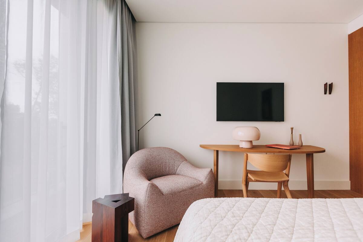 Minibar, in-room safe, desk, blackout drapes