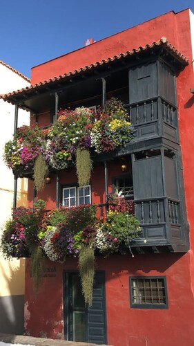 Santa Cruz, central and modern, near the beach