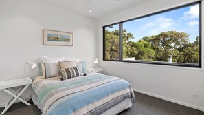 4 chambres, fer et planche à repasser, Wi-Fi gratuit, draps fournis