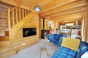 Fernseher, Kamin