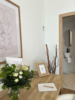 Deluxe Double Room, Valley View