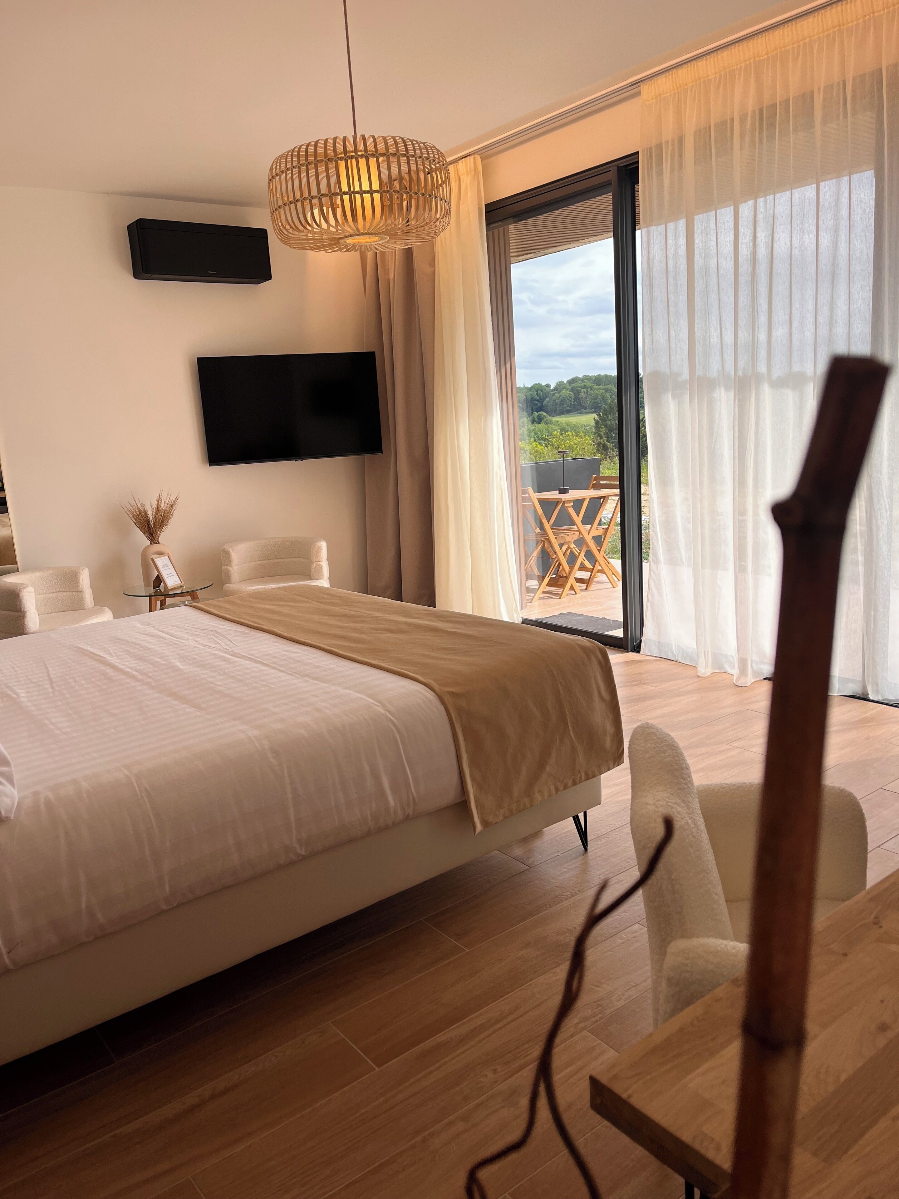 Deluxe Double Room, Valley View | In-room safe, blackout curtains, soundproofing, free WiFi