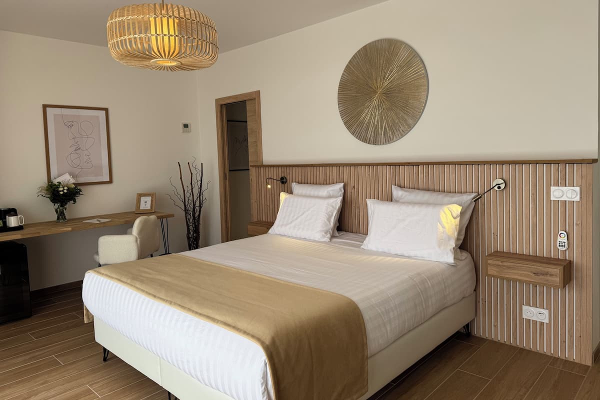 Deluxe Double Room, Valley View