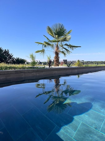 Alberca al aire libre por temporada