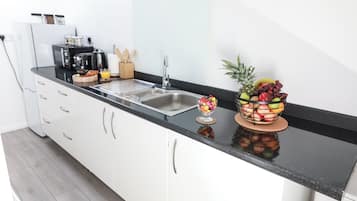 Fridge, microwave, stovetop, electric kettle