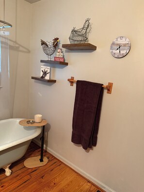 Towels, soap, toilet paper