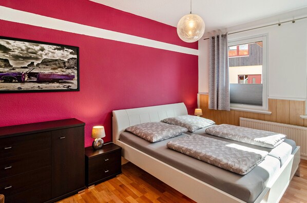 2 Schlafzimmer, Bügeleisen/Bügelbrett, WLAN, Bettwäsche
