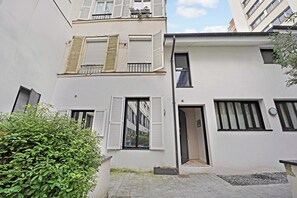 Apartment | Exterior