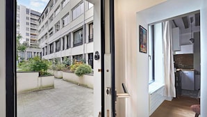 Unclassified image, 3 of 15, button - Classy Studio Loft - Marais Bastille (Paris)