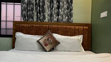 Basic Double Room, Hill View | Free WiFi