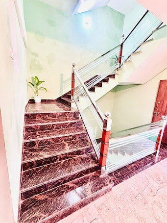 Living area. HOTEL BHAGWATI PALACE