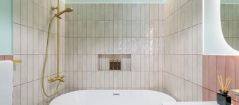 Charm Beach Retreat