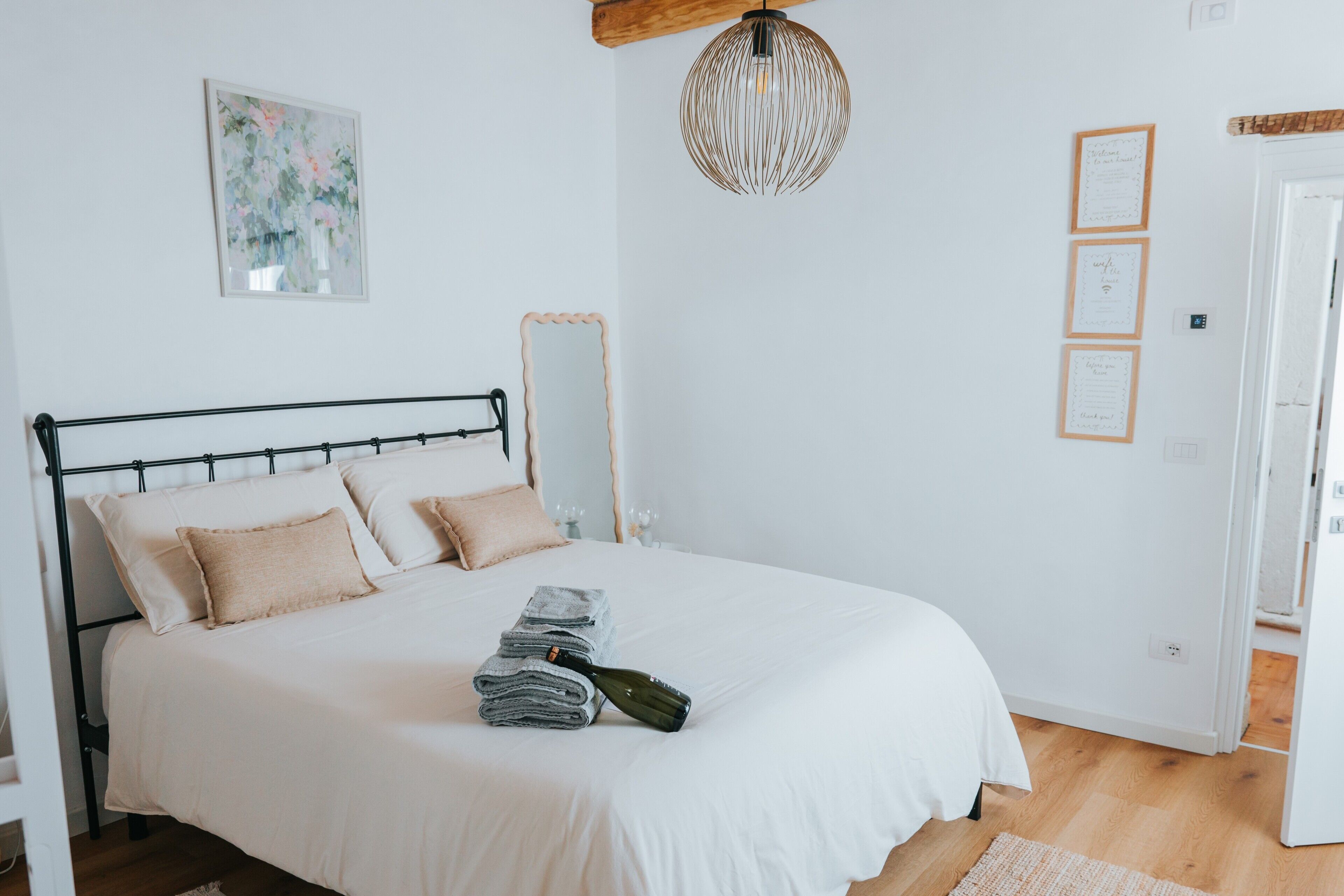 1 bedroom, WiFi, bed sheets