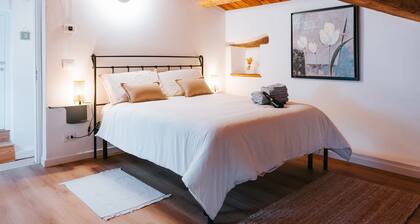 Room 'With Castle View' with Wi-Fi and Air Conditioning