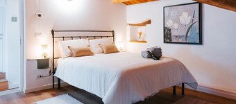 Room 'With Castle View' with Wi-Fi and Air Conditioning