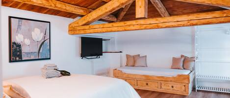 1 bedroom, WiFi, bed sheets