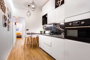 Apartment | Private kitchen - Modern Flat - 2br/6p - Grands Boulevards (Paris)