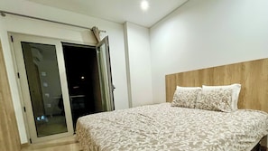 Ferros/tábuas de passar roupa, Wi-Fi, roupa de cama