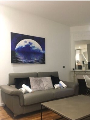 Apartment | Living area