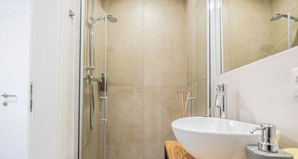 Krems Bahnhof Room Air Condition TV shared kitchen