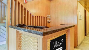 House | Reception - Collection O Vivekanand Marg (Prayagraj)