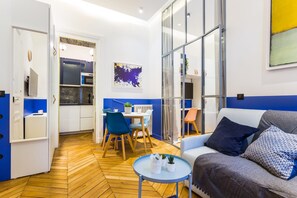 Apartment | Living area