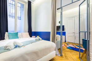 1 habitación y espacio para trabajar con laptop 