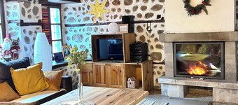 Cosy, rustic house ideal for big families and groups of friends.