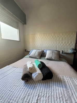 1 bedroom, Internet, bed sheets