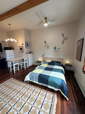 1 bedroom, WiFi, bed sheets
