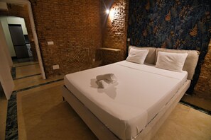 4 室のベッドルーム、アイロン / アイロン台、WiFi、ベッドシーツ