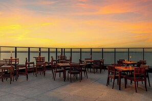 Restaurant - Tivoli Maiorana Belém Pará Hotel (Belém)