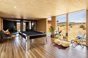 Spielezimmer