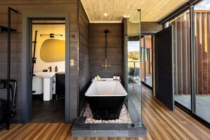 Hair dryer, towels - Iconic 7,000sf Glass Villa w/ 2 Pools on 350 Acres (Pioneertown)