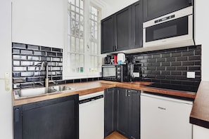 Apartment | Private kitchen