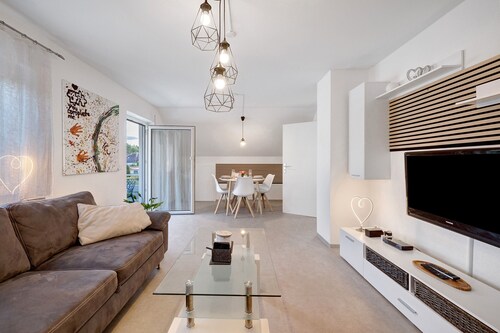 Ferienwohnung Rosengarten mit Balkon und WLAN