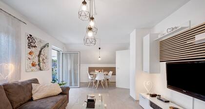 Ferienwohnung Rosengarten mit Balkon und WLAN