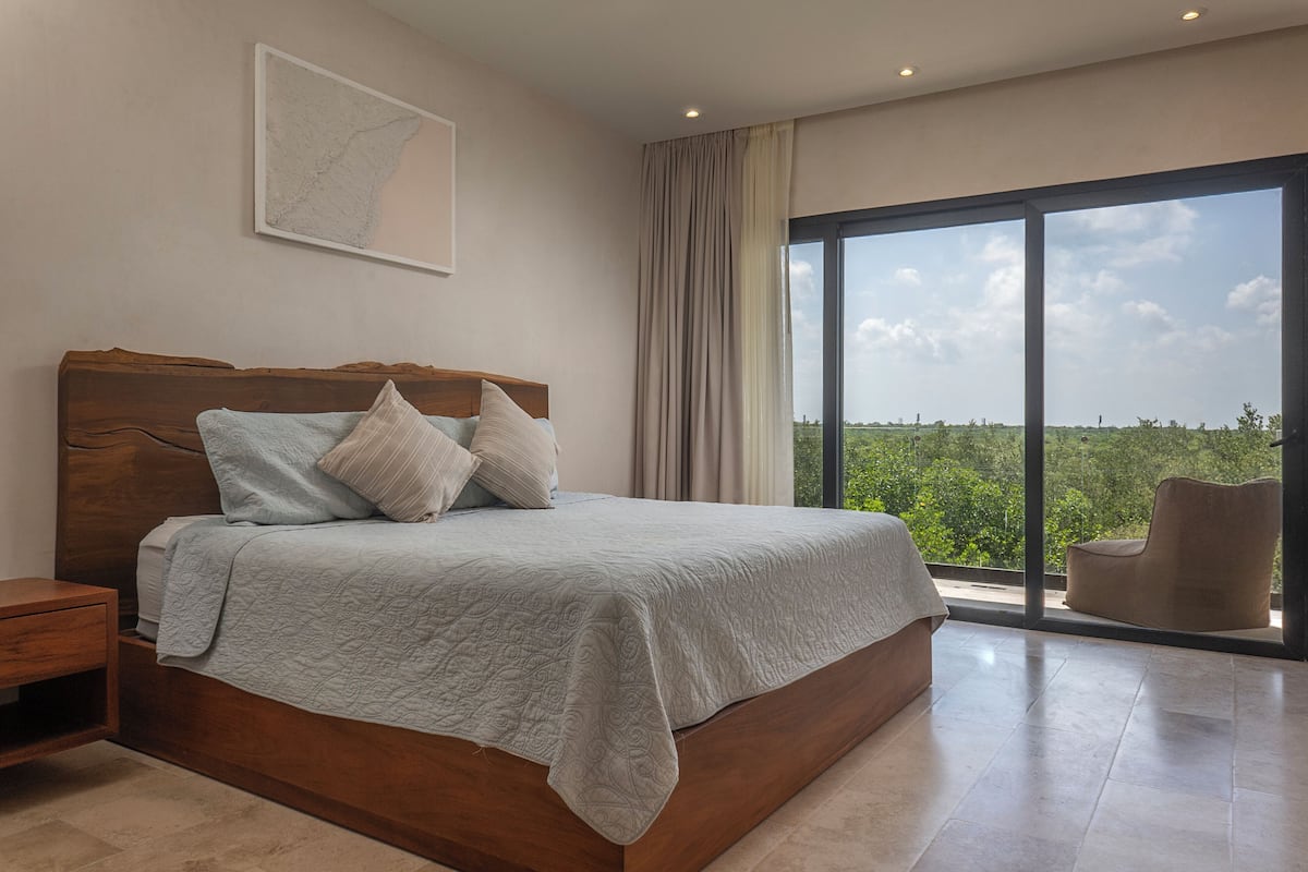 Departamento Premium, vista a la playa | Caja de seguridad en la habitación y decoración personalizada