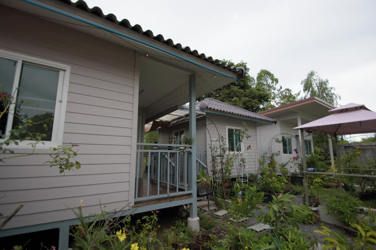 Family Quadruple Room, Courtyard View | Blackout drapes, free WiFi